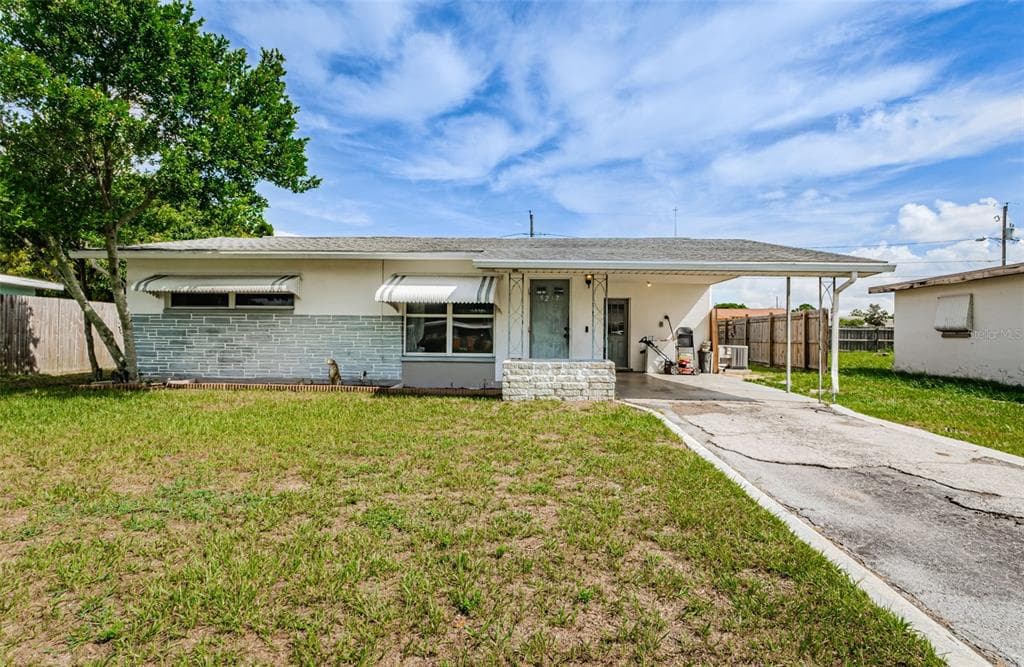 5217 HEMLOCK DRIVE NEW PORT RICHEY, FL 34652