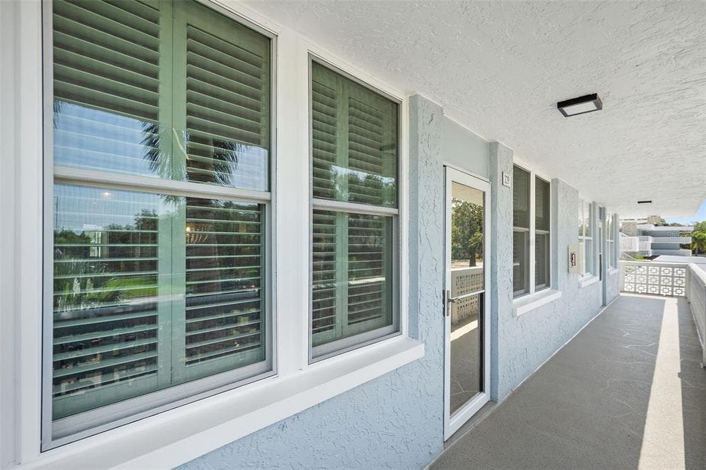 4715 BAY STREET NE UNIT 229 ST PETERSBURG, FL 33703