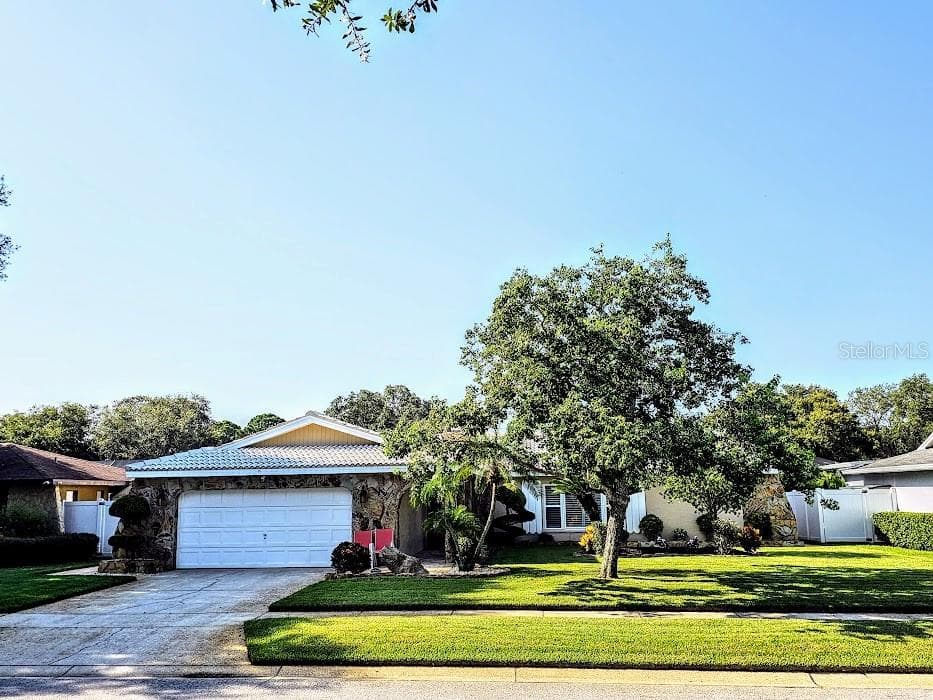 12140 99TH AVENUE SEMINOLE, FL 33772