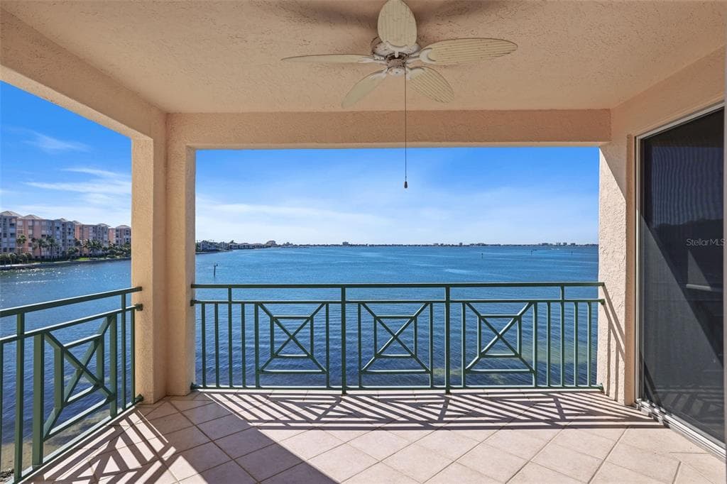 4850 OSPREY DRIVE S UNIT 303 ST PETERSBURG, FL 33711