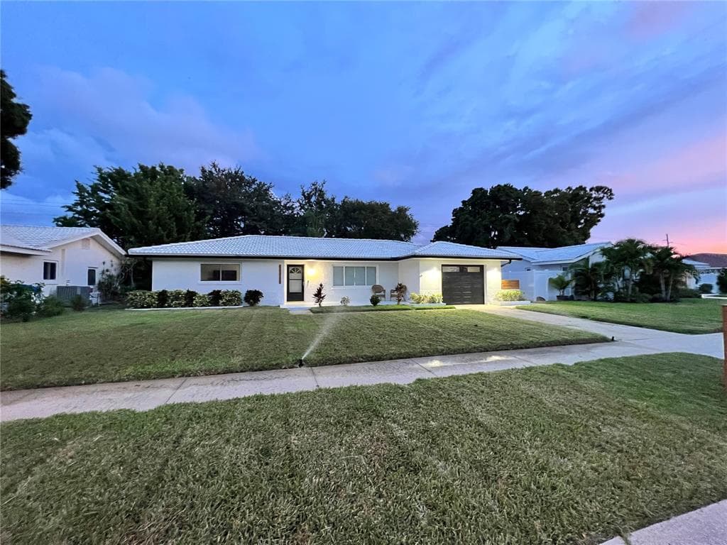 11722 67TH AVENUE SEMINOLE, FL 33772
