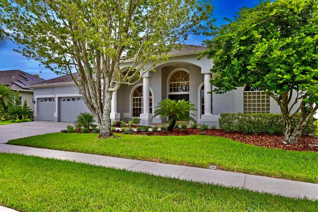 1442 HIGHWOOD PLACE WESLEY CHAPEL, FL 33543