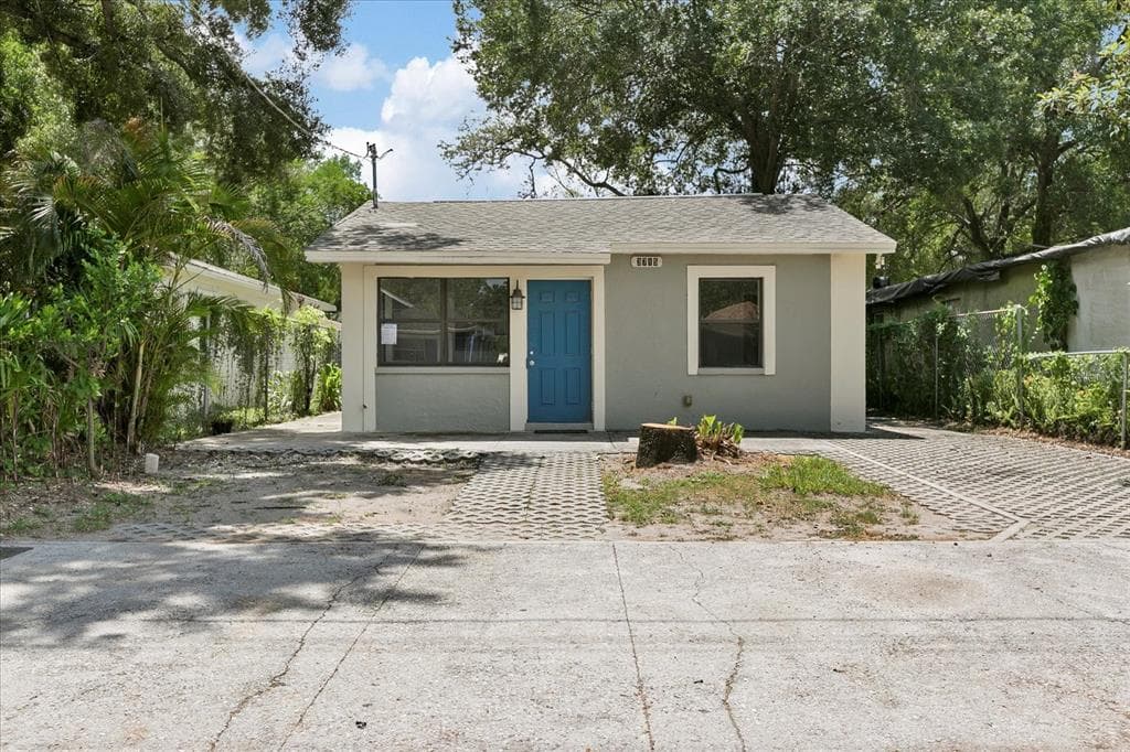3715 E 38TH AVENUE TAMPA, FL 33610