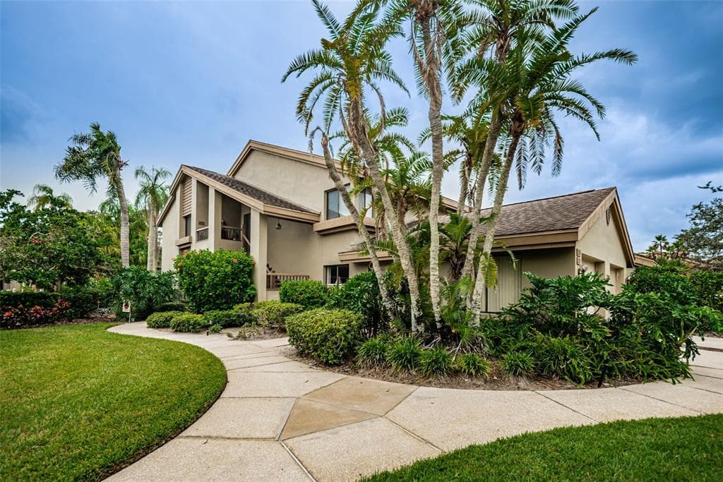 3008 LANDMARK BOULEVARD UNIT 205 PALM HARBOR, FL 34684