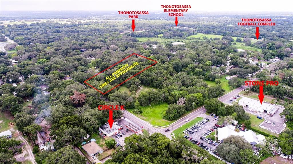579 HWY THONOTOSASSA, FL 33592
