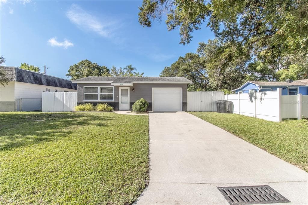 5418 NEWTON AVENUE S GULFPORT, FL 33707