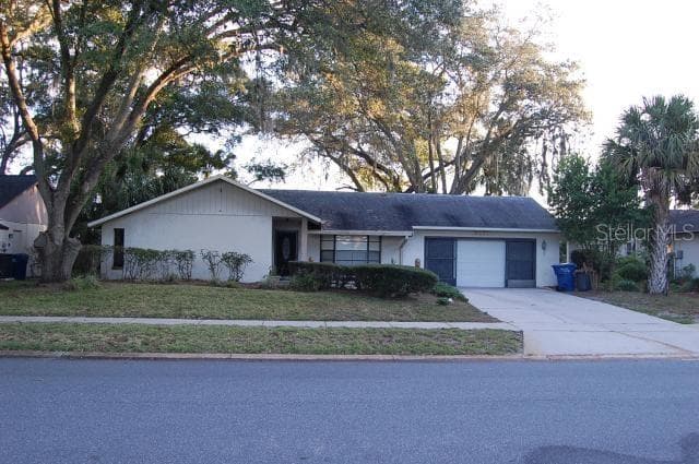 8621 WHITE SPRINGS DRIVE NEW PORT RICHEY, FL 34655