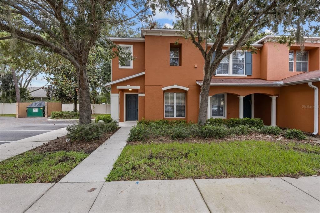 10804 KENSINGTON PARK AVENUE RIVERVIEW, FL 33578