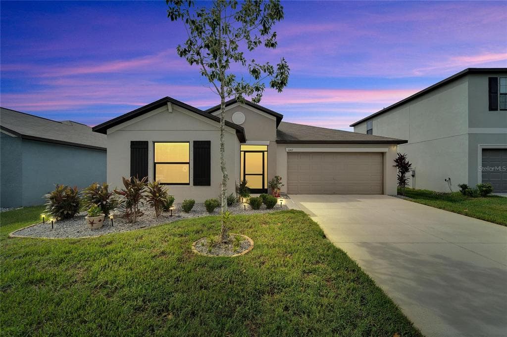 10107 ROSE PETAL PLACE RIVERVIEW, FL 33578