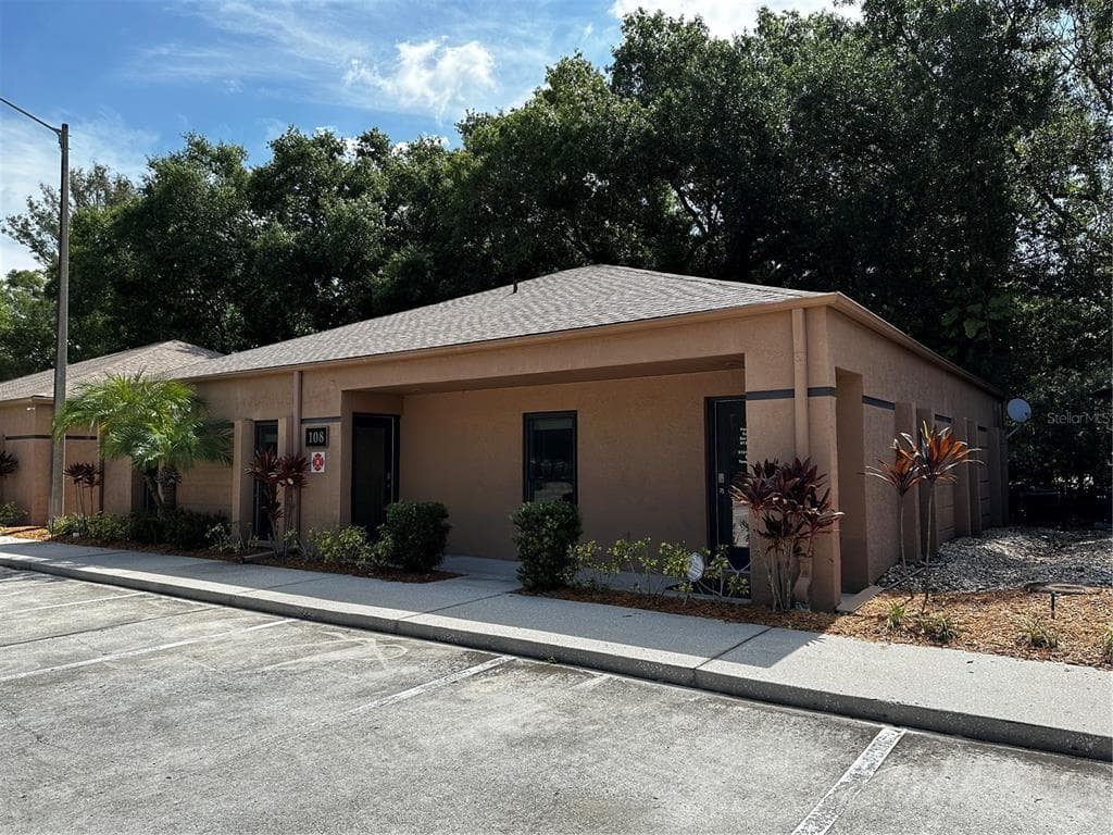 5121 EHRLICH ROAD UNIT 108 TAMPA, FL 33624