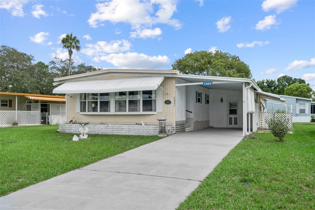 7480 FIRST CIRCLE DRIVE BROOKSVILLE, FL 34613