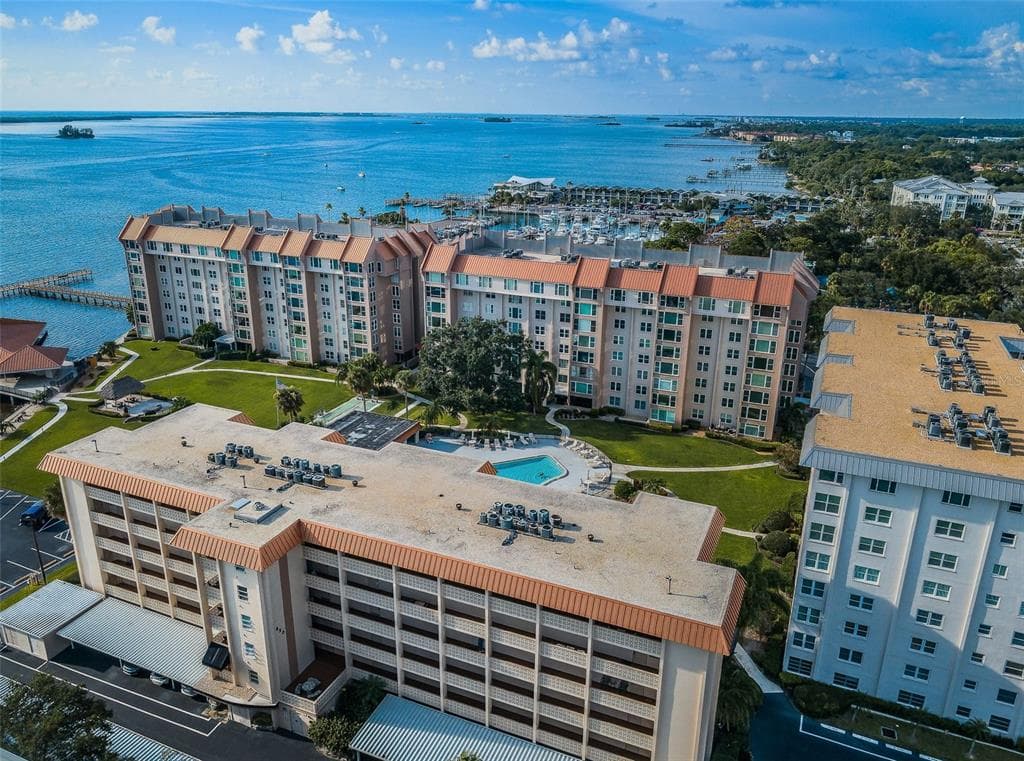 620 EDGEWATER DRIVE UNIT 105 DUNEDIN, FL 34698