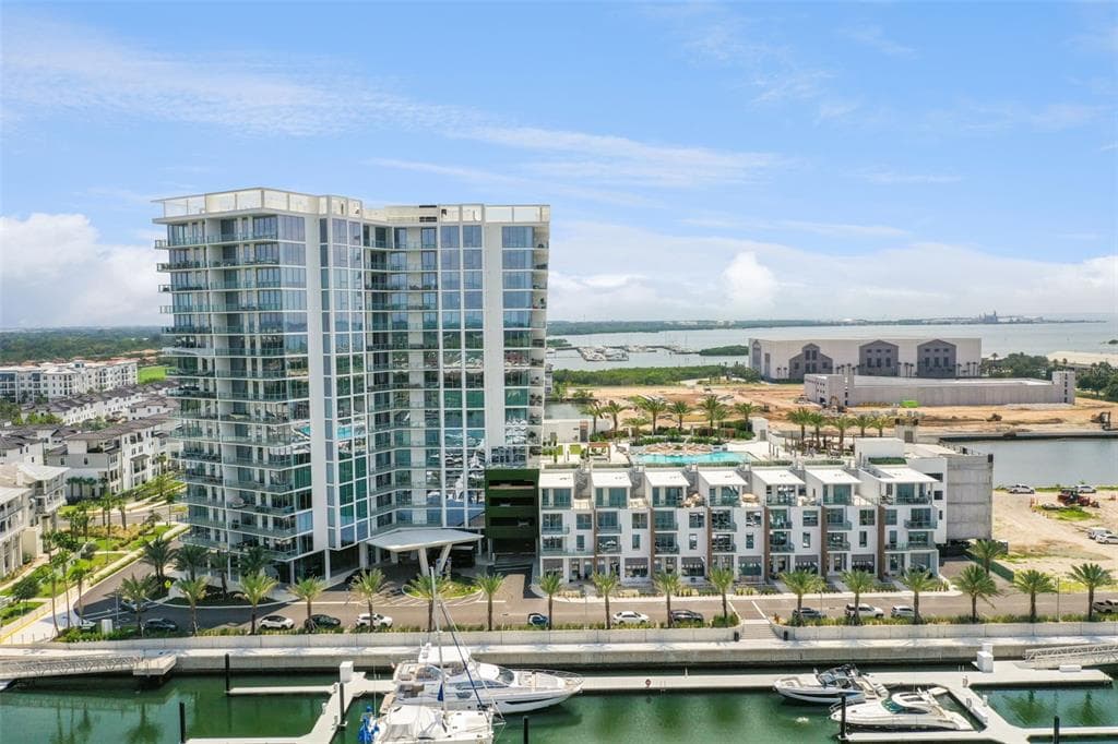 5120 MARINA WAY UNIT 7705 TAMPA, FL 33611