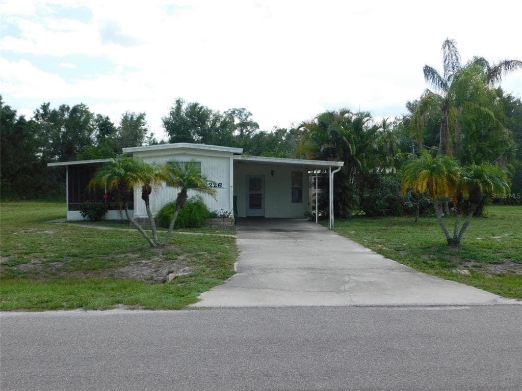2226 CHAPLIN DRIVE RUSKIN, FL 33570
