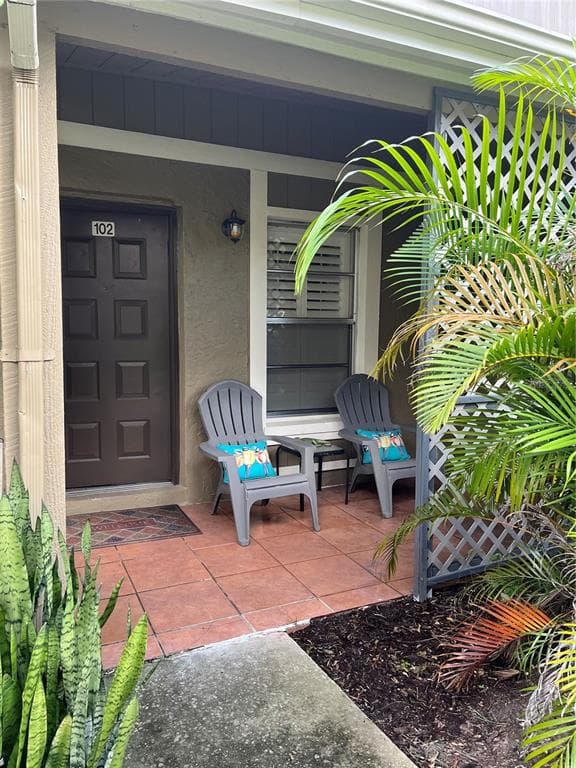 14311 HANGING MOSS CIRCLE UNIT 102 TAMPA, FL 33613
