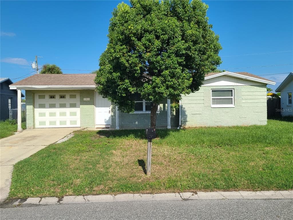 10801 FILLMORE AVENUE PORT RICHEY, FL 34668