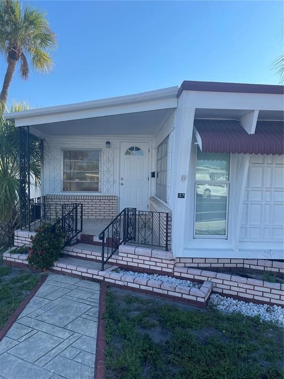 4851 W GANDY BOULEVARD UNIT B7L37 TAMPA, FL 33611