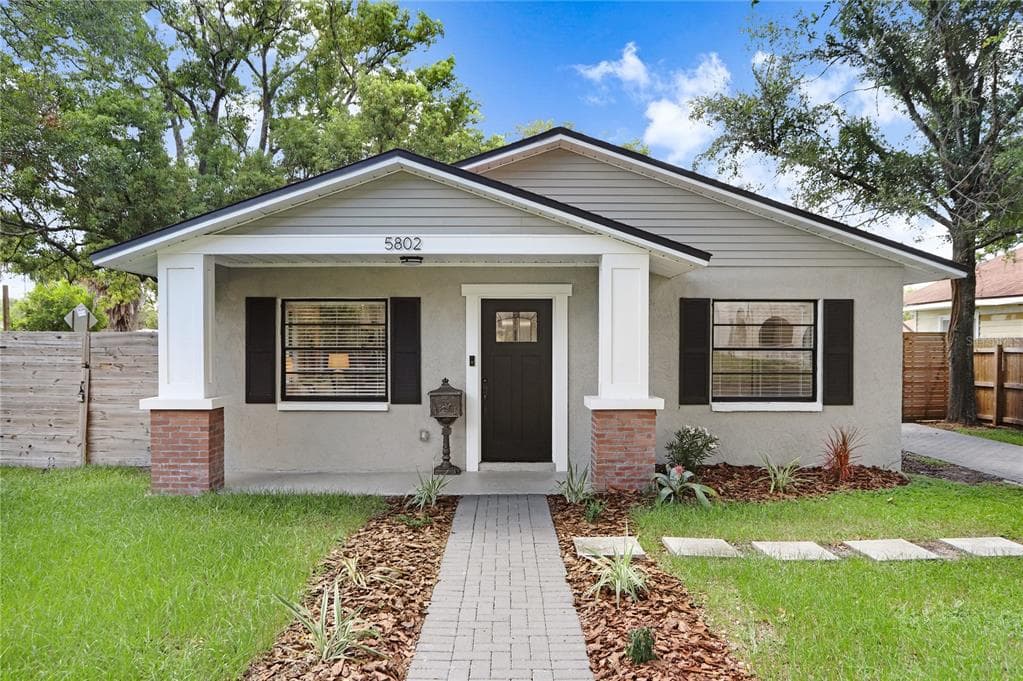 5802 N SUWANEE AVENUE TAMPA, FL 33604