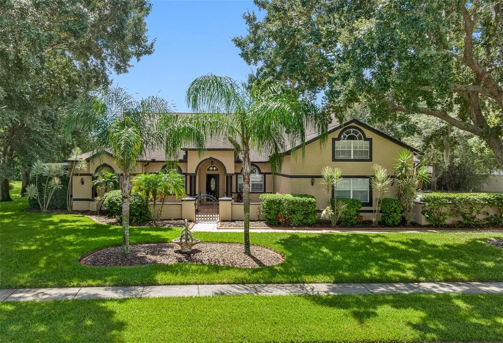 1318 FISHING LAKE DRIVE