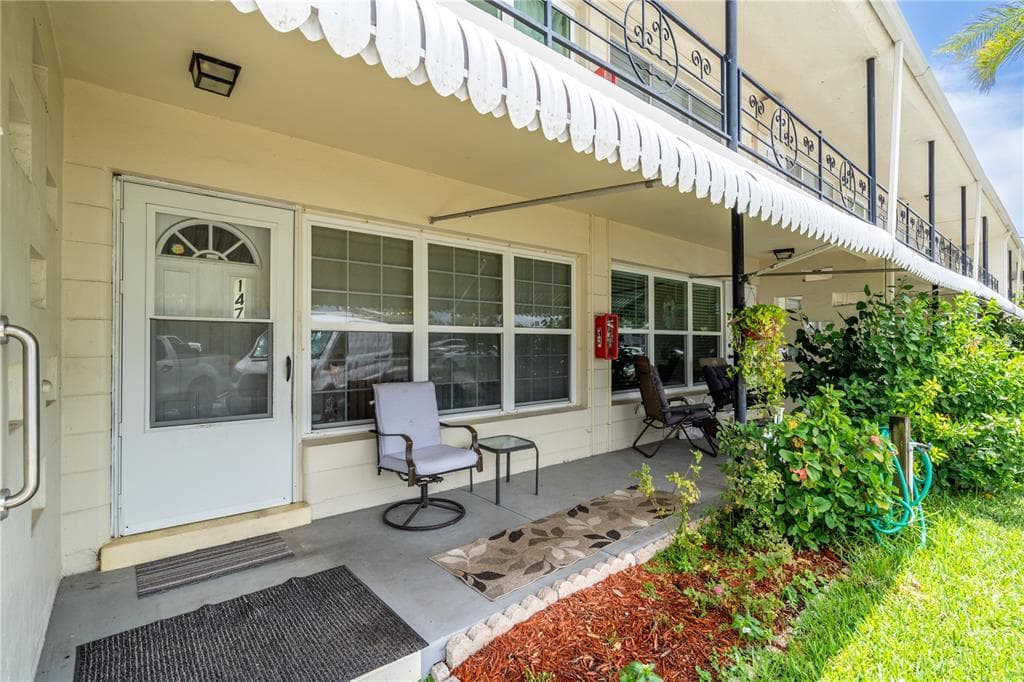 4153 58TH STREET N UNIT 147 KENNETH CITY, FL 33709