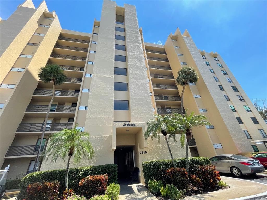 2616 COVE CAY DRIVE UNIT 106 CLEARWATER, FL 33760