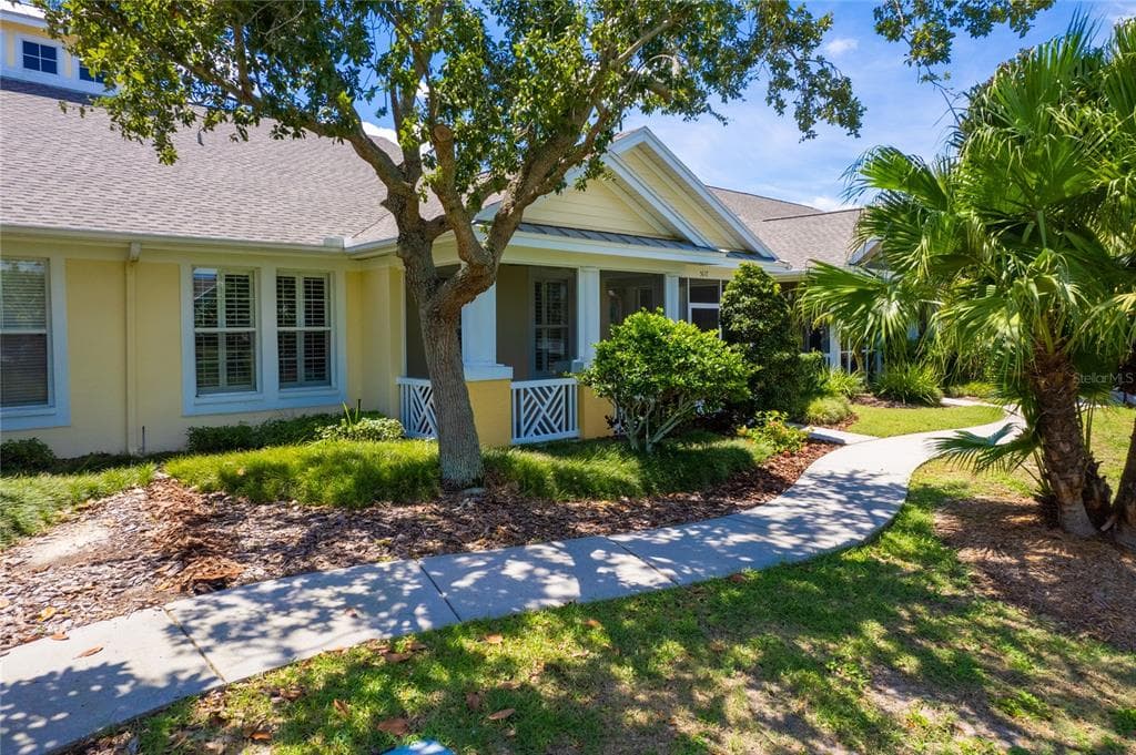 5617 GOLDEN ISLES DRIVE APOLLO BEACH, FL 33572