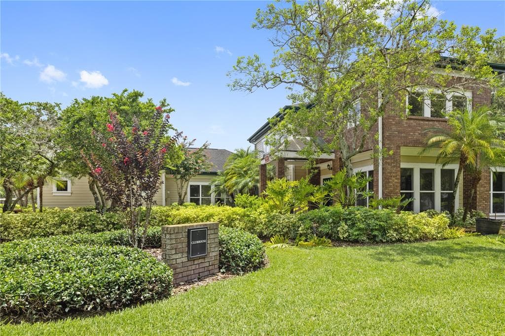 10122 WINSFORD OAK BOULEVARD UNIT 407 TAMPA, FL 33624