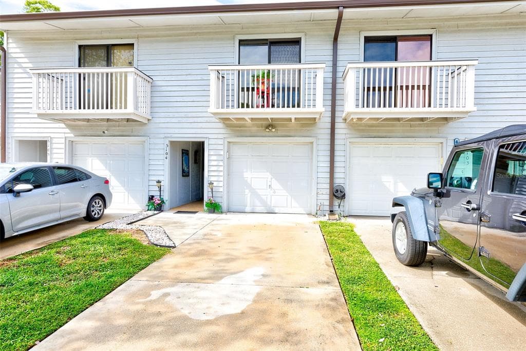 6463 93RD TERRACE N UNIT 5104
