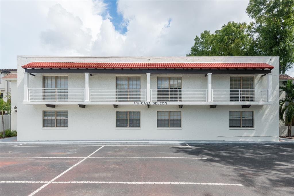 3211 W DE LEON STREET UNIT 7 TAMPA, FL 33609