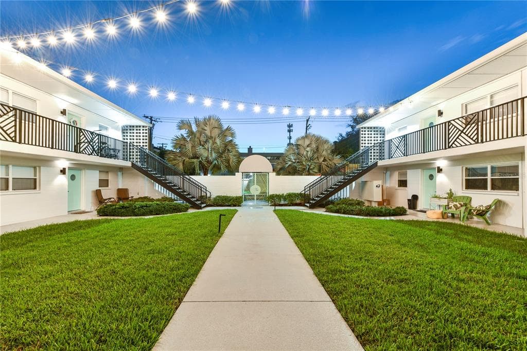 807 S HOWARD AVENUE UNIT 214 TAMPA, FL 33606