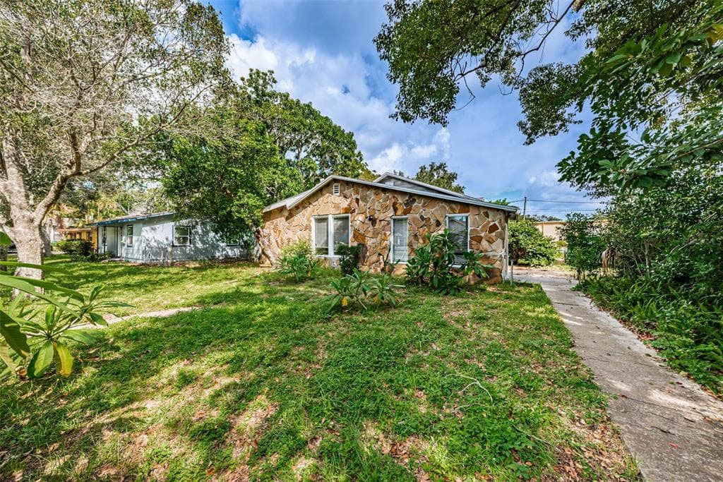 3019 19TH AVENUE S ST PETERSBURG, FL 33712