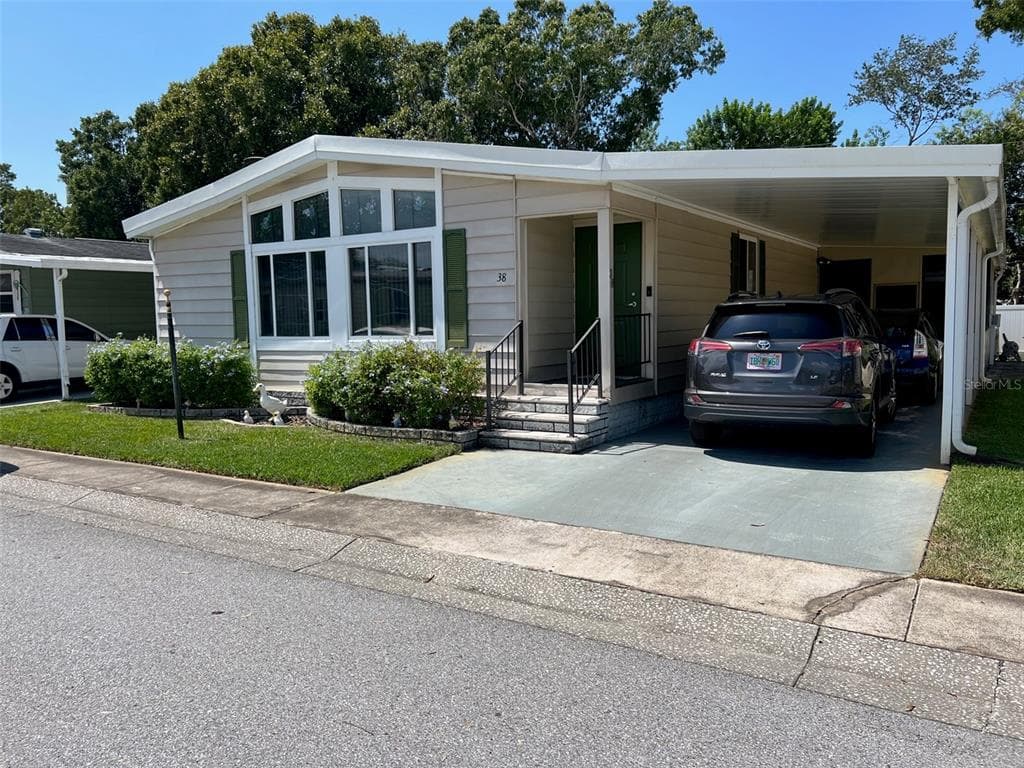 1001 STARKEY ROAD UNIT 38 LARGO, FL 33771