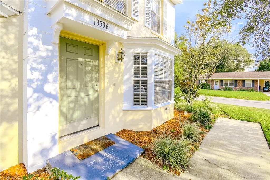 13536 EMBASSY PARK COURT DADE CITY, FL 33525