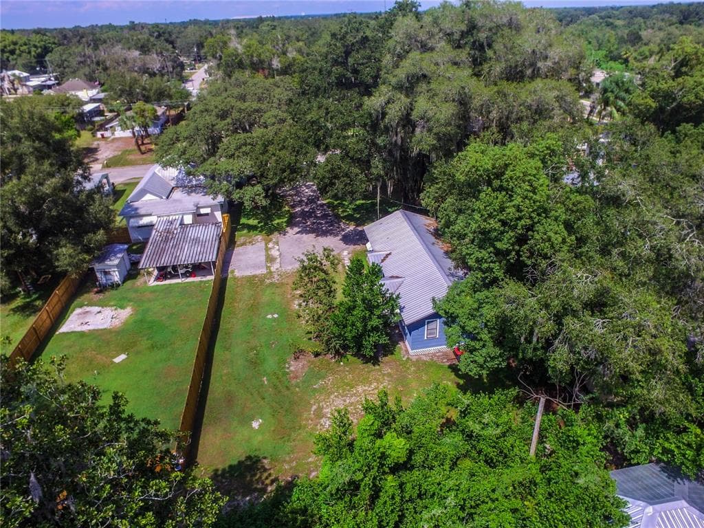 303 W TEVER STREET PLANT CITY, FL 33563