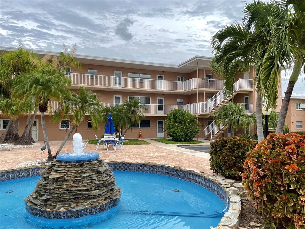 6201 2ND STREET E UNIT 96 ST PETE BEACH, FL 33706