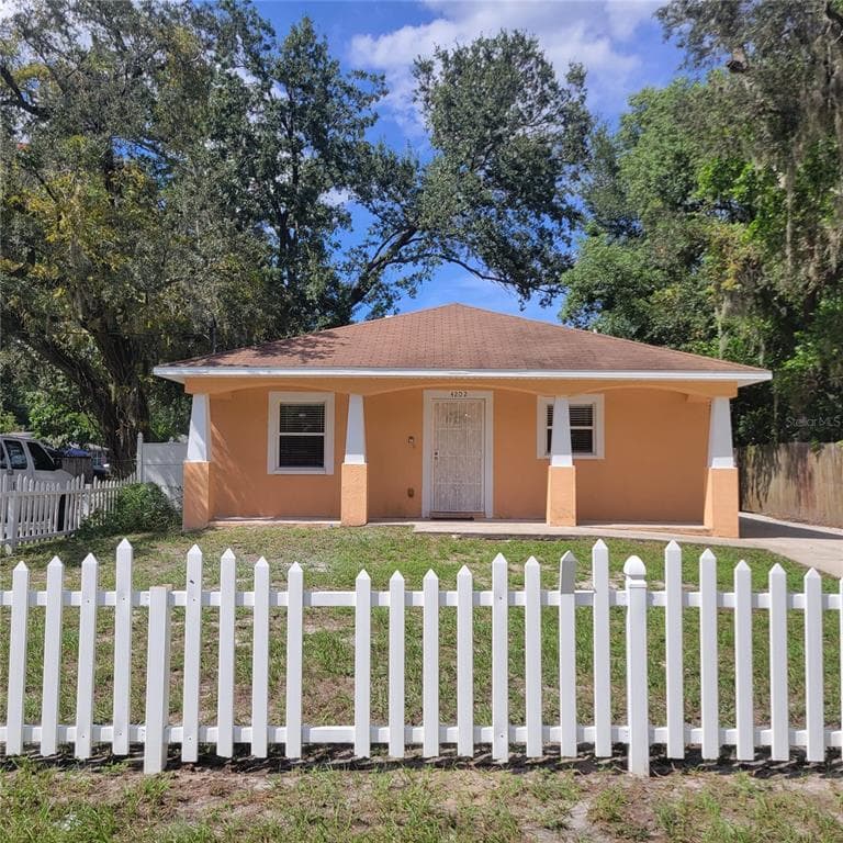 4202 E COMANCHE AVENUE TAMPA, FL 33610
