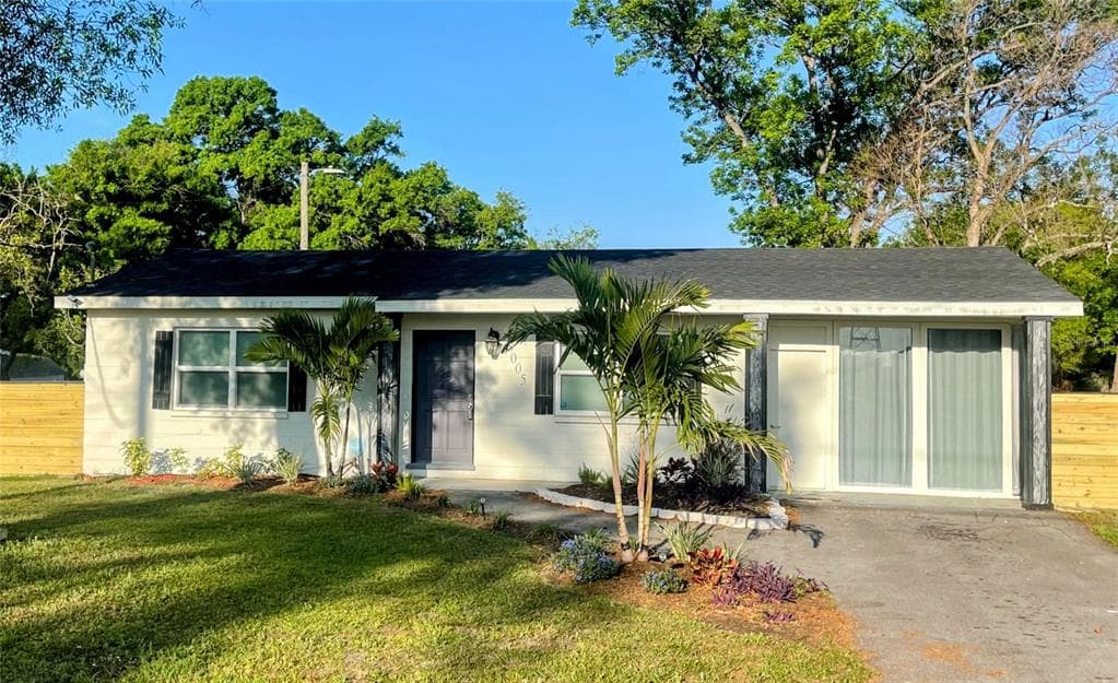 8005 S 78TH STREET