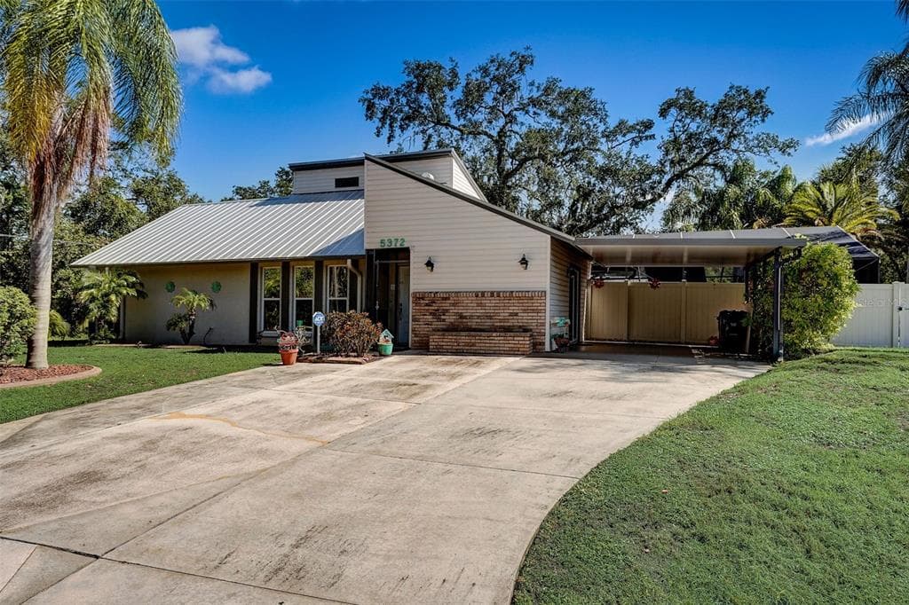 5372 SAN JUAN DRIVE SARASOTA, FL 34235