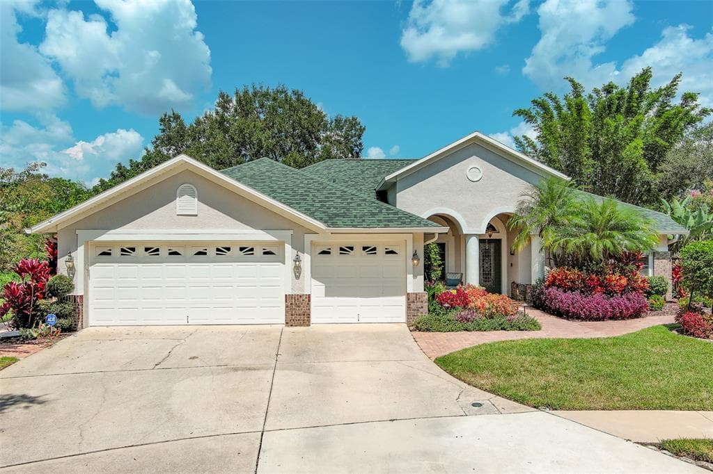 8628 HERONS COVE PLACE TAMPA, FL 33647
