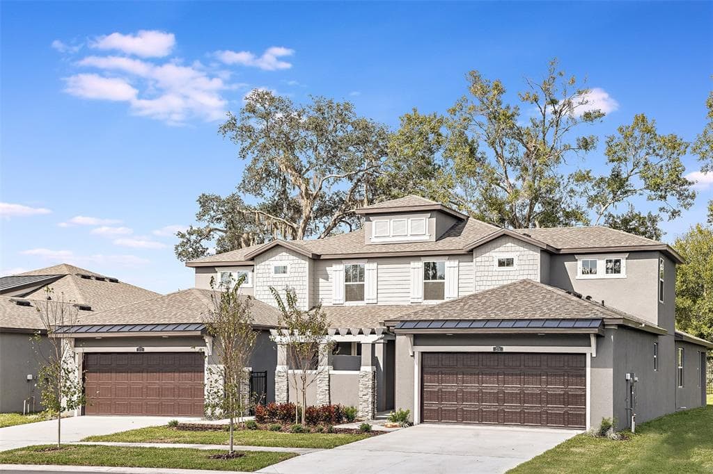 318 VILLA CORTE DRIVE LUTZ, FL 33549
