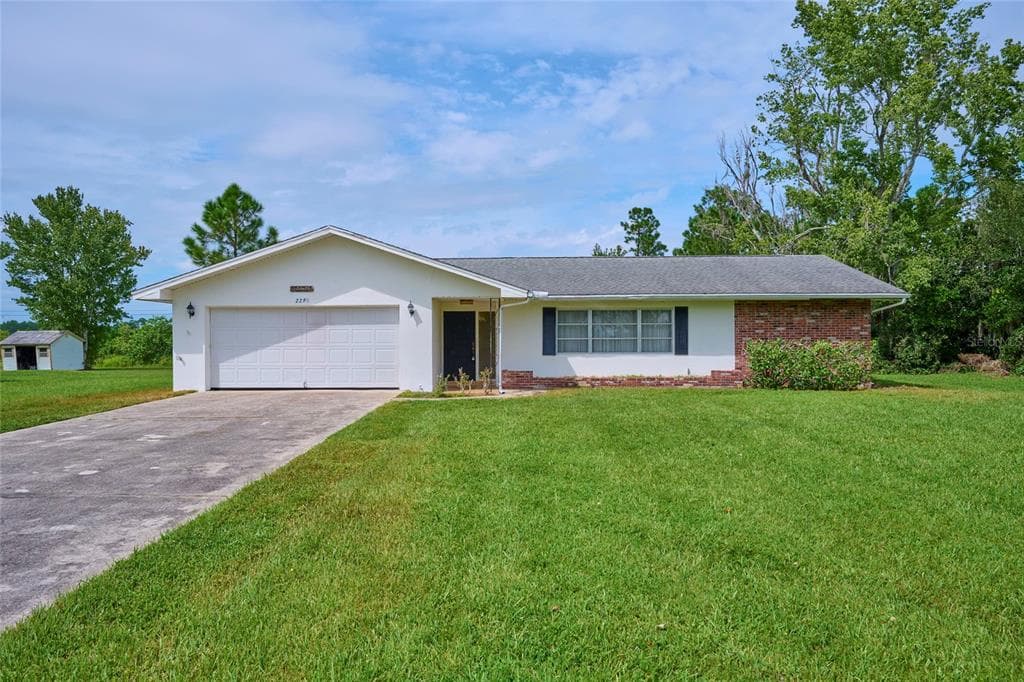 2290 LAGUNA DRIVE INDIAN LAKE ESTATES, FL 33855