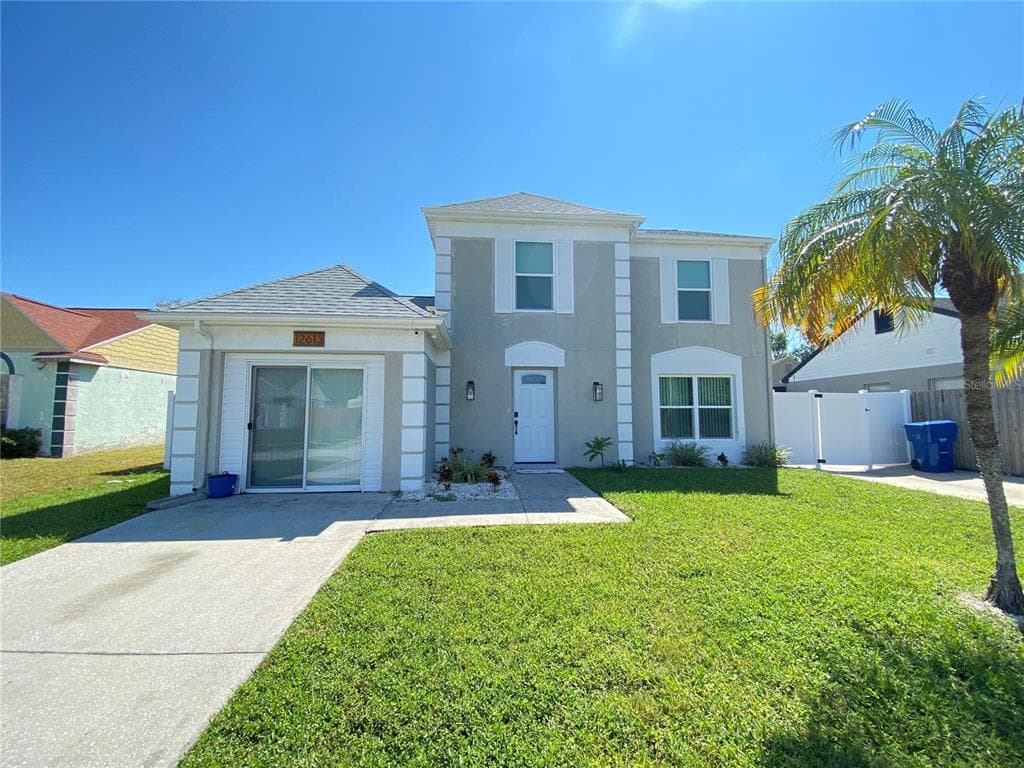 12613 GORDA CIRCLE E LARGO, FL 33773