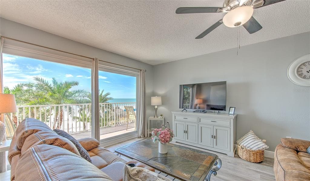 17140 GULF BOULEVARD UNIT 110 NORTH REDINGTON BEACH, FL 33708