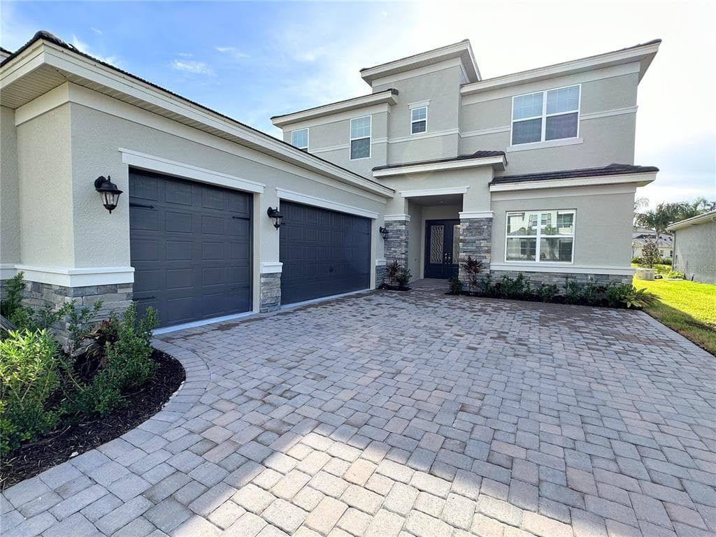 3392 ACACIA BAY AVENUE WESLEY CHAPEL, FL 33543
