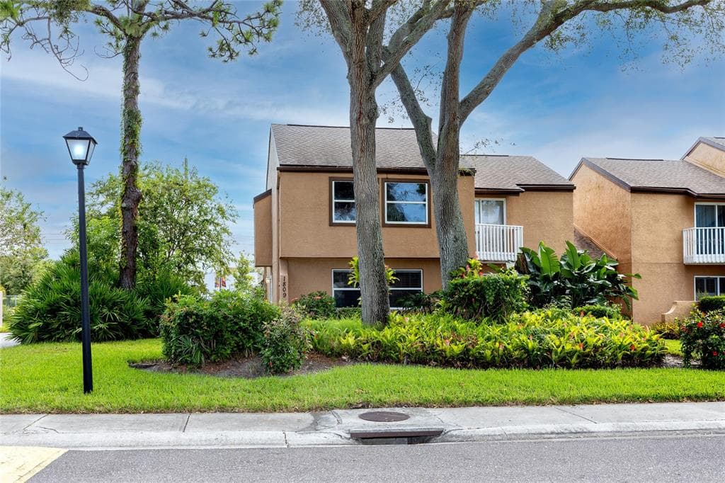 1809 CLEARBROOKE DRIVE CLEARWATER, FL 33760