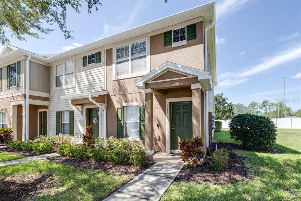 12373 FOXMOOR PEAK DR RIVERVIEW, FL 33579