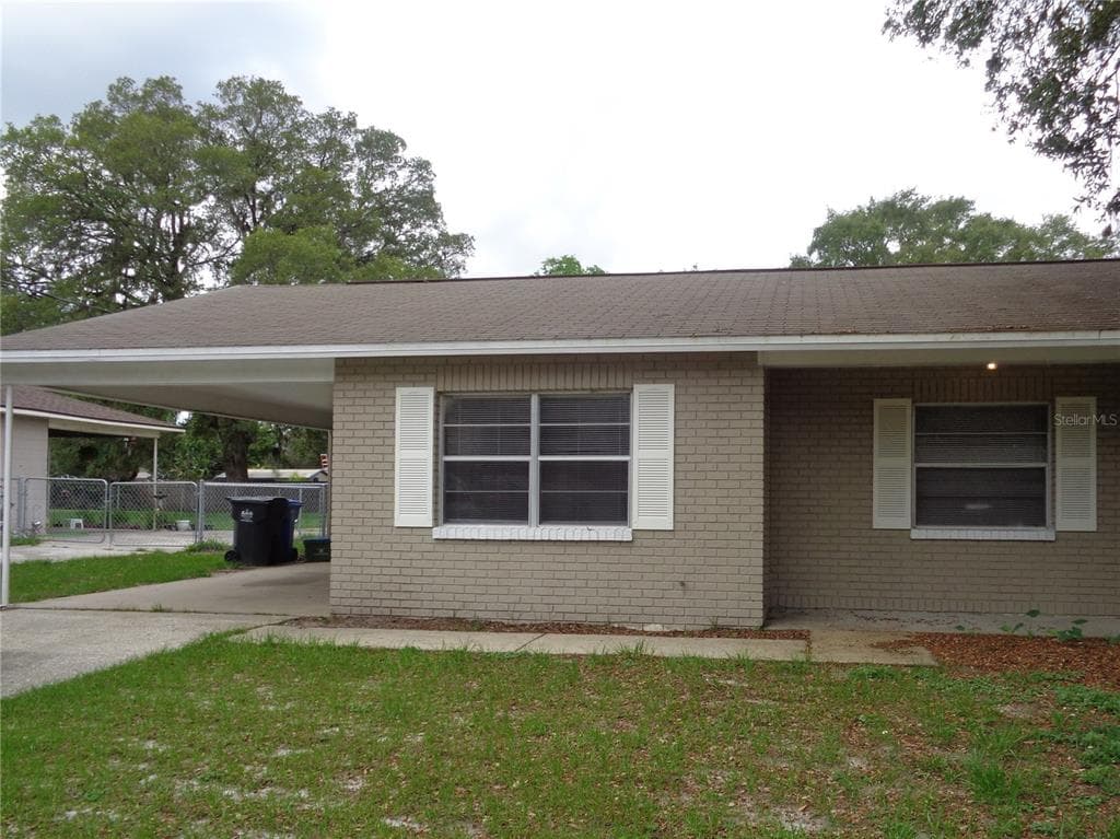 6903 MATHERS LANE UNIT B RIVERVIEW, FL 33578