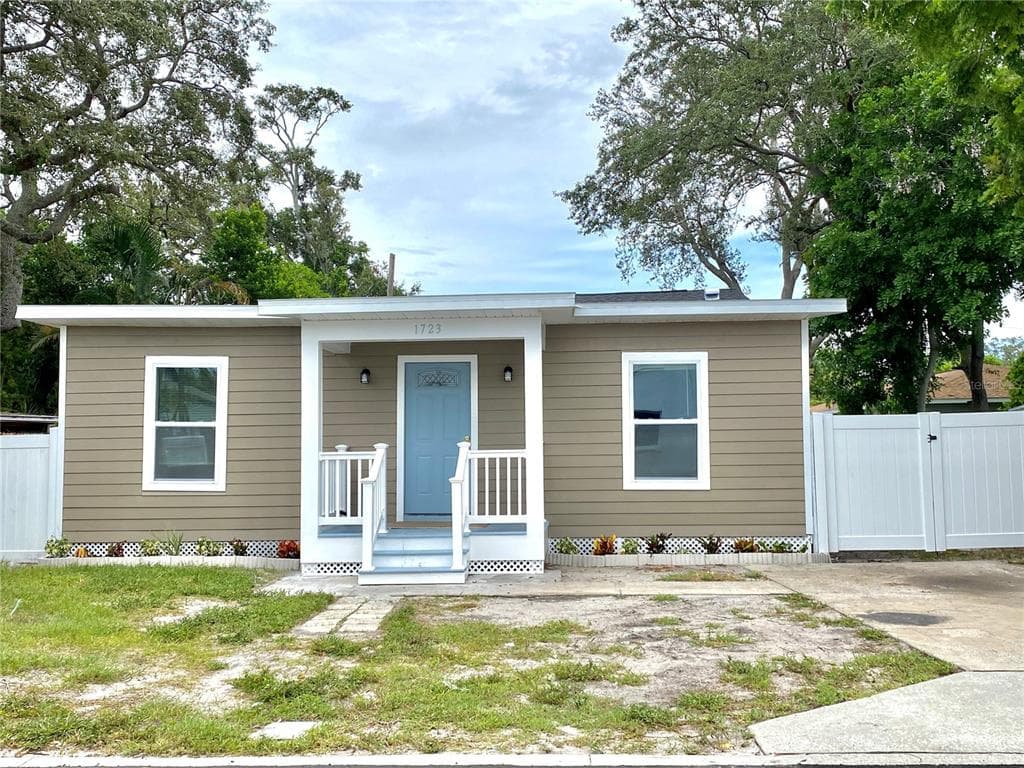 1723 TIOGA AVENUE CLEARWATER, FL 33756