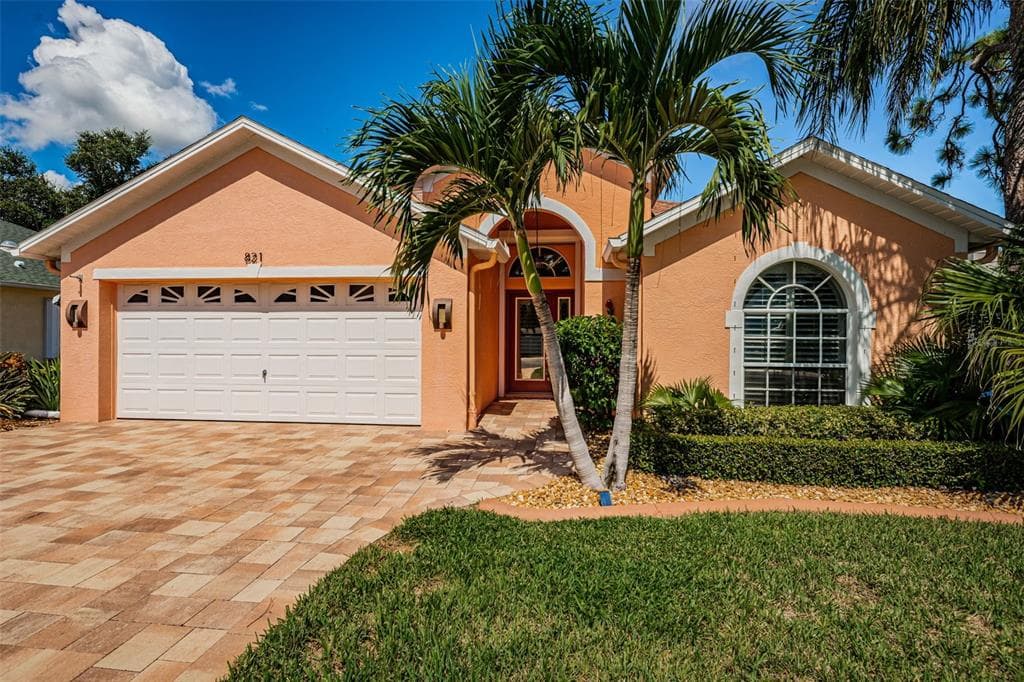 821 DUVAL COURT SAFETY HARBOR, FL 34695