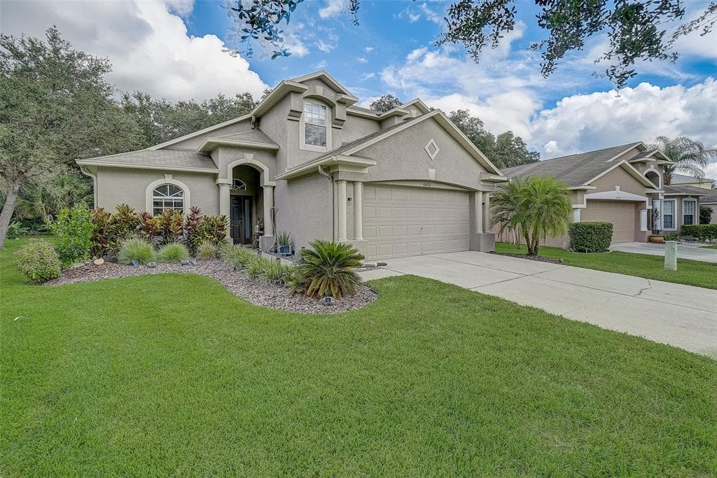 10480 LUCAYA DRIVE TAMPA, FL 33647